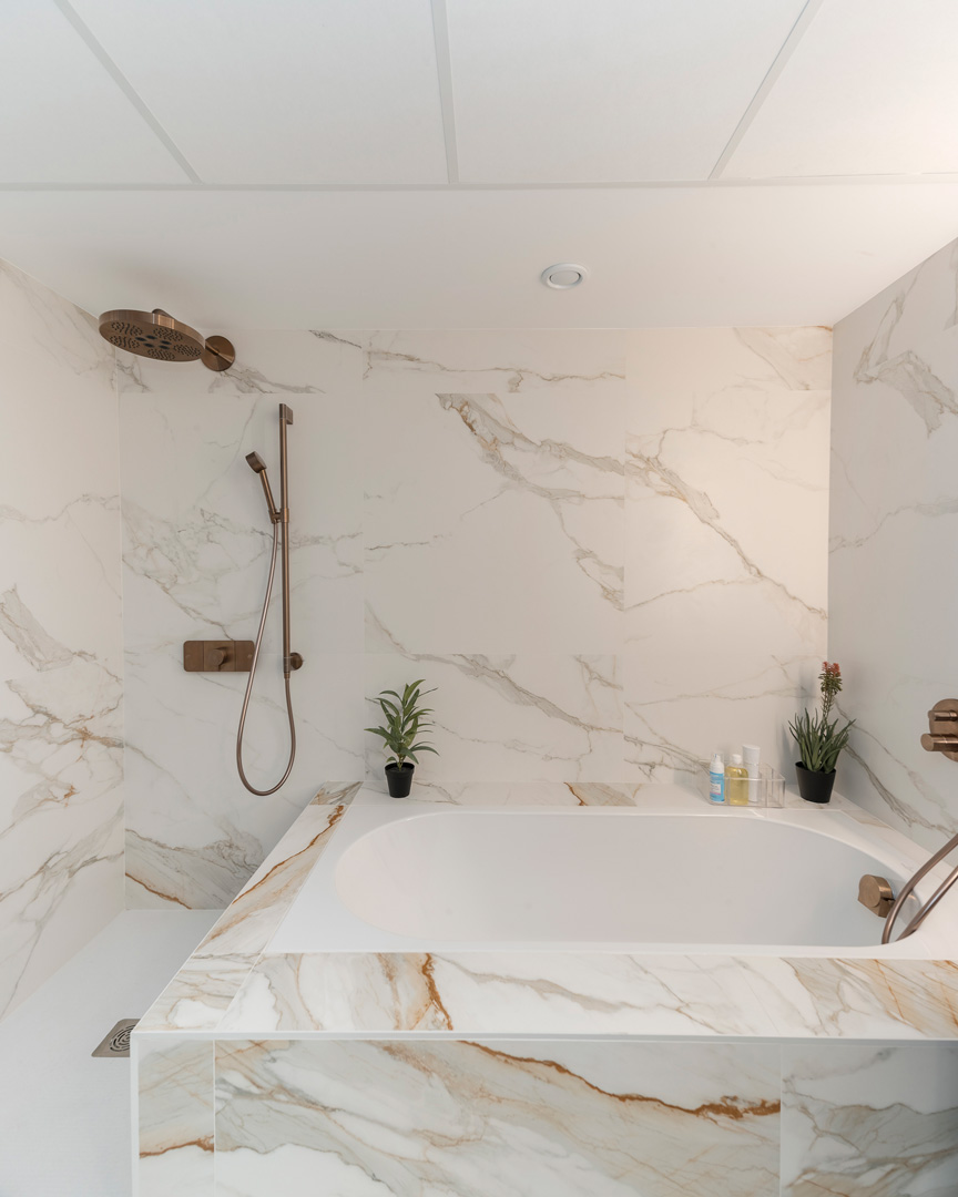 Ambiente acogedor del baño